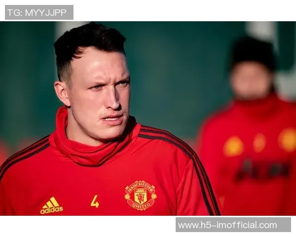 阿贾克斯冬窗目标哈特曼与伯恩利首次接触已展开谈判