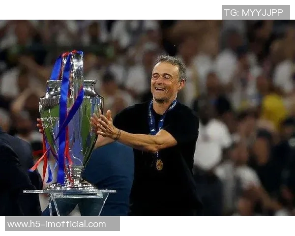 德罗入选巴黎欧冠名单恩里克高度评价其天赋潜力